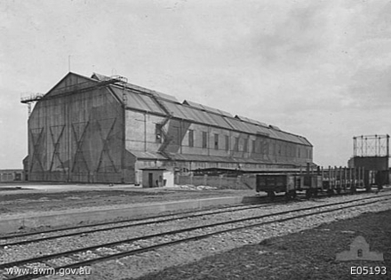 Luftschiffhalle Cln-Bickendorf Aussenansicht