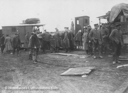 Bahnverladung einer Flieger-Abteilung