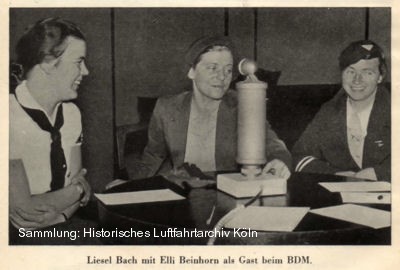 Liesel Bach und Elly Beinhorn waren im April 1936 zu Besuch im Funkhaus des Reichsssenders Kln