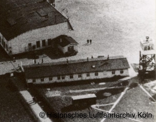 Flugwache Flughafen Kln Butzweilerhof mit Verkehrsturm