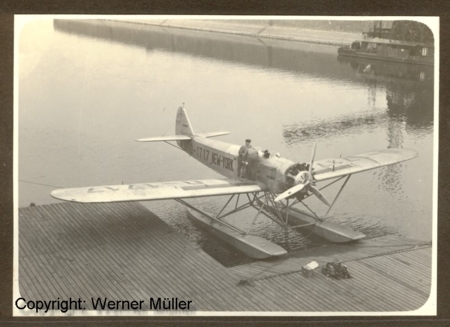 D-1717 im Niehler Hafen