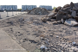 2016 - Abriss des historischen Rollfeld am alten Klner Flughafen Butzweilerhof