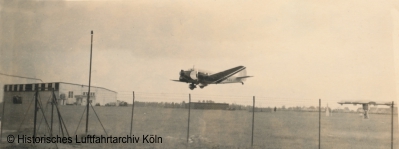 Die Windrichtungsanzeiger des Flughafen Kln Butzweilerhof