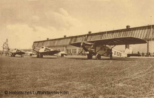 Junkers F 13 und Dornier Merkur auf dem Flughafen Kln Butzweilerhof