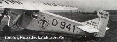 Pater Paul Schulte Junkers K16 "MIVA Cln" auf dem Flughafen Kln Butzweilerhof