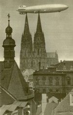 Wallpaper LZ 129 "Hindenburg" &uuml;ber dem K&ouml;lner Dom